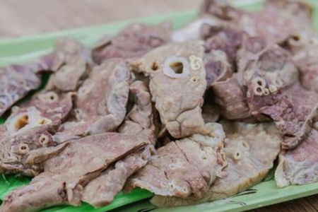 猪肺的功效与作用,三个女人吃猪肺的营养价值
