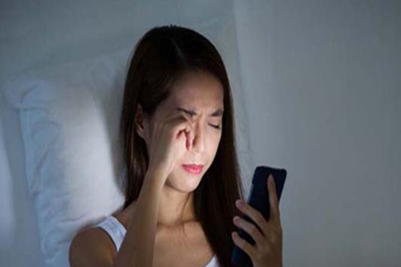 熬夜有什么危害?女性远离熬夜拥有健康体魄!