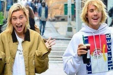 比伯夫妇婚后甜蜜出街,不曾料却撞上了旧爱赛琳娜