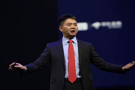 刘强东章泽天同游浪漫瑞士，一家人同框打破婚变传闻