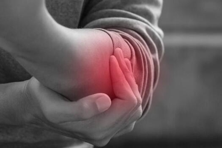 哪些病因是引起痛风的主要因素?这五个疾病症状导致及时改善