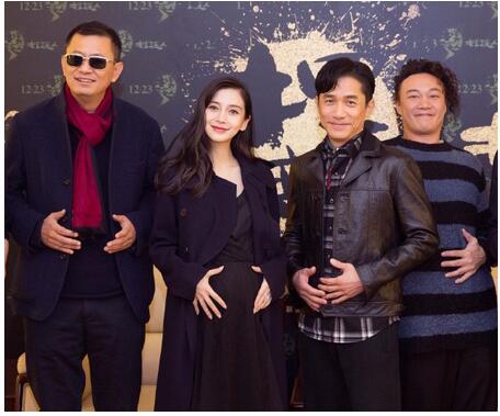 angelababy怀孕大肚照