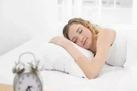 女人的最佳睡眠时间是什么时候,4招教你睡好美容觉