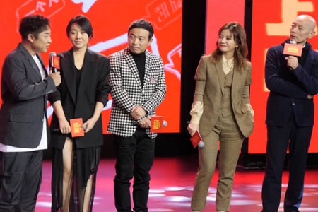 《两只老虎》预告曝光 葛优大爷自认非一番 赵薇圆场尽显情商