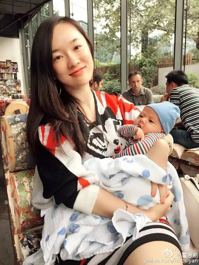 杜江霍思燕女儿疑曝光