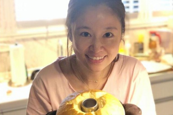 林心如晒素颜照再次回怼被拍丑照