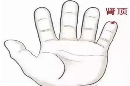 孩子出不出汗不好说,但是宝妈们可以这样处理