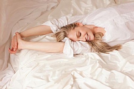 就算躺着也能调养脾胃,懒人们快来接地气养生