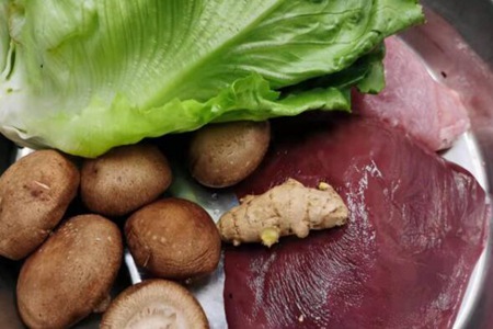 猪肝怎么煮好吃又嫩?猪肝肉片汤的家常做法