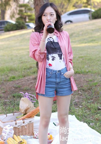 街头个性派 百搭衬衫职场女性休闲装