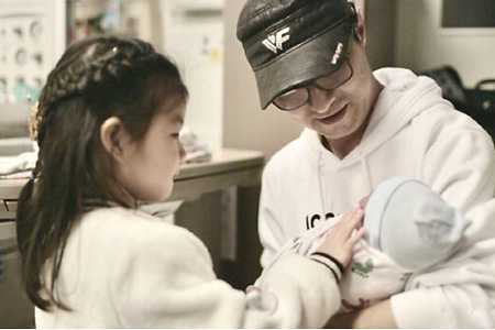 章子怡二胎生子汪峰喜当“公公”,魏大勋送祝福却被催婚