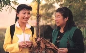 闫学晶的老公是谁 闫学晶和赵本山的关系
