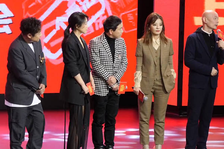 《两只老虎》预告曝光 葛优大爷自认非一番 赵薇圆场尽显情商