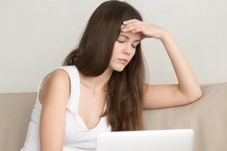 口干口苦是什么原因?这四个原因光喝水没用要对症下药