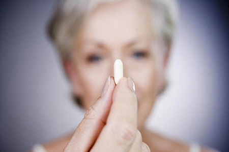 女性长期服用药物损伤肝脏，这3类药伤肝不要长期服用