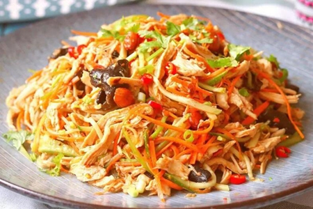 鸡胸肉怎么做好吃,这三种鸡胸肉的做法鲜嫩爽滑