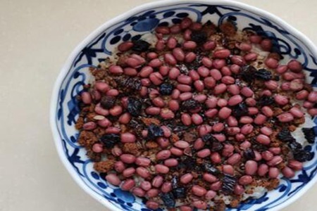 年夜饭八宝饭怎么做才好吃,八宝饭的家常做法和准备材料