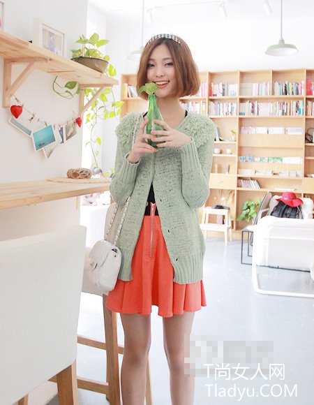 初秋细节点缀 变身可爱邻家女孩 初秋细节点缀 变身可爱邻家女孩