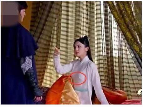 不戴胸罩的中国女明星