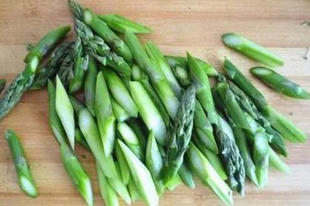 尿酸高不能吃的蔬菜都有哪些?这三个蔬菜多吃对身体不利