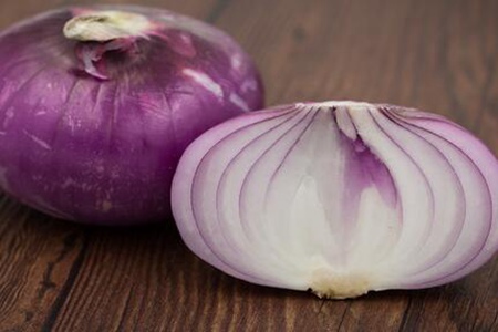 洋葱的功效与作用,，这五个功效疏通血管对抗衰老