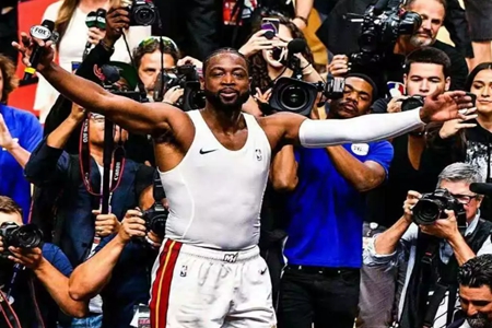韦德38岁生日快乐,虽已退役却是迈阿密的永远王者