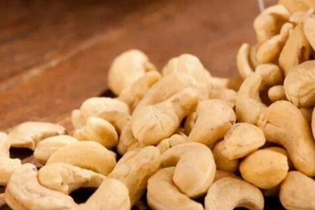 腰果的功效与作用，这五个女人吃腰果的营养价值