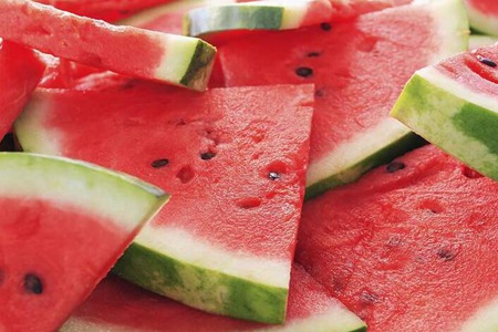 湿气不能吃的水果有哪些？这三个水果会湿气重的表现