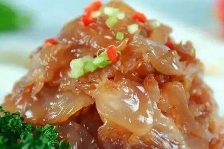 海蜇的功效与作用,四个女人吃海蜇的营养价值