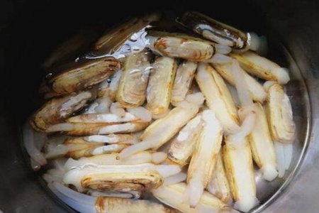 蛏子怎么做好吃？辣炒蛏子的做法家常鲜辣爽口