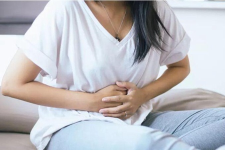 女生来姨妈怎么能缓解疼痛?这五个大姨妈缓解疼痛的方法