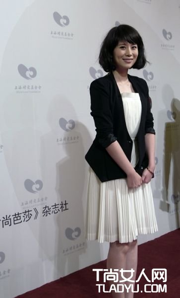 女性新季小西装 10种星味穿法