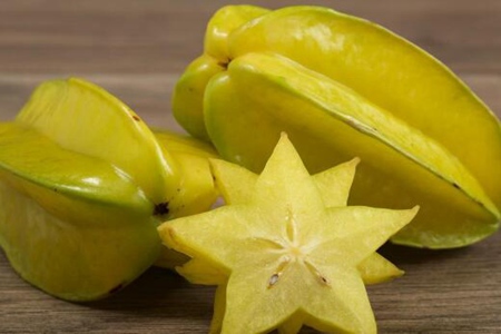 经常熬夜吃什么好?这四个水果能缓解憔悴的症状