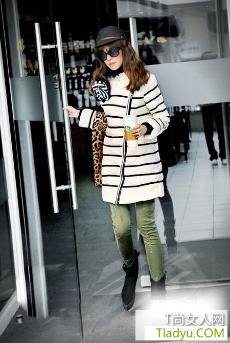 帅气街拍范儿皮草毛领连帽纯色暗扣皮衣