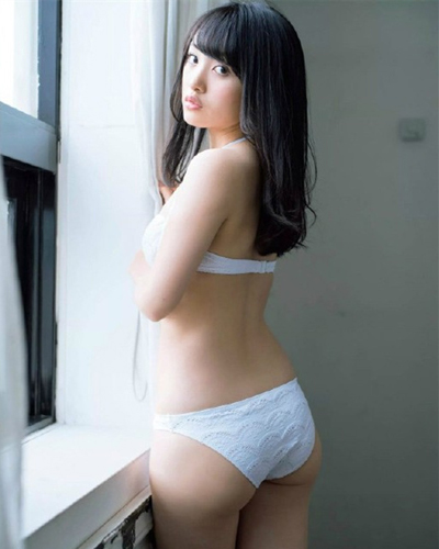 向井地美音巨乳大胸写真