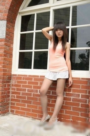 简洁时尚甜美萌系女孩靓搭