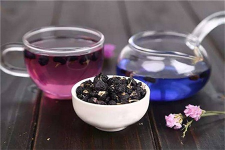 长期食用黑枸杞，轻松养出好容颜