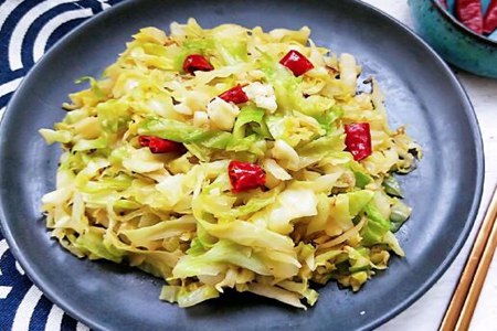 卷心菜怎么做好吃?清炒包菜的家常做法