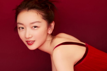 《小小的追球》周冬雨真坦率,消防员灭火演习反应好可爱