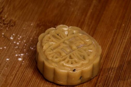 月饼的做法,家庭版五仁月饼的简单做法