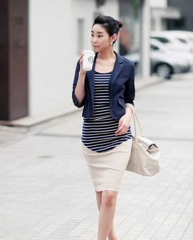 时尚铅笔裙彰显女性性感热辣身材