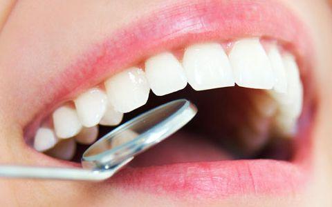 老年化配戴假牙出现的问题