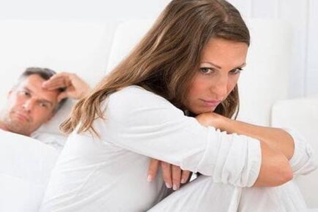 宫颈息肉怎么治疗？（宫颈息肉对女性有哪些危害？）