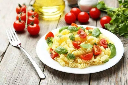 长期吃素比吃肉还可怕，下面就来介绍下吃素风险