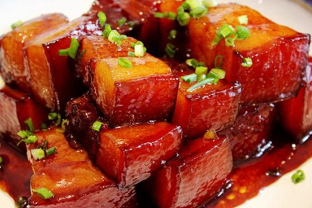 红烧肉的做法怎么样简单又好吃?家常做法肥而不腻入口即化