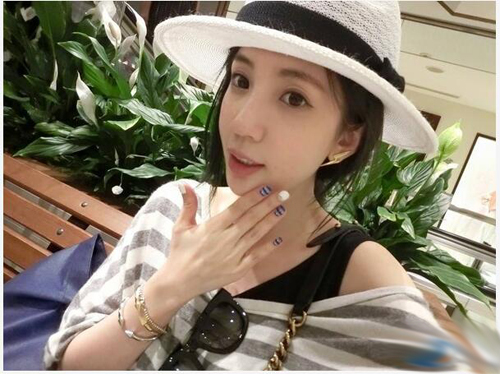 出轨的女明星大有哪些  台湾小白张艾亚和谁出轨