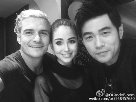 昆凌好莱坞片场晒“小周周” 奥兰多布鲁姆这样说