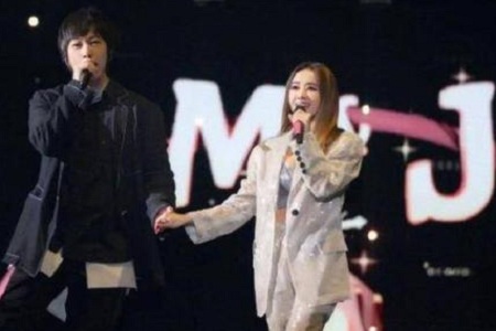 蔡依林阿信热辣跳舞 Jolin大胆示爱阿信 引得粉丝连连尖叫