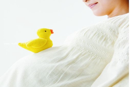 孕妇为什么会出现羊水少的情况？怎么快速补充羊水