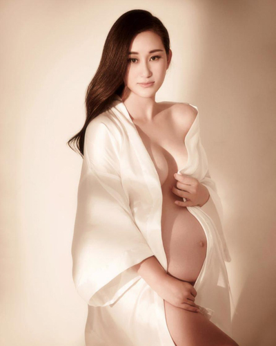 赵文卓老婆张丹露的背景实力